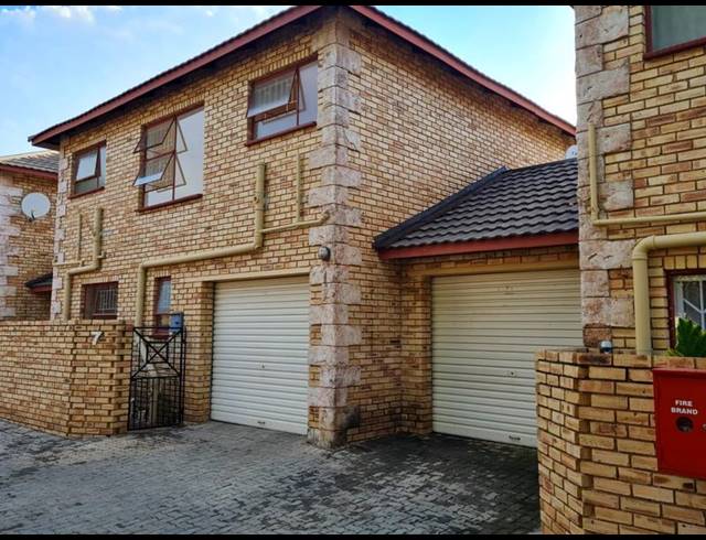 3 BEDROOM PROPERTY TO RENT IN WILGEHEUWEL
